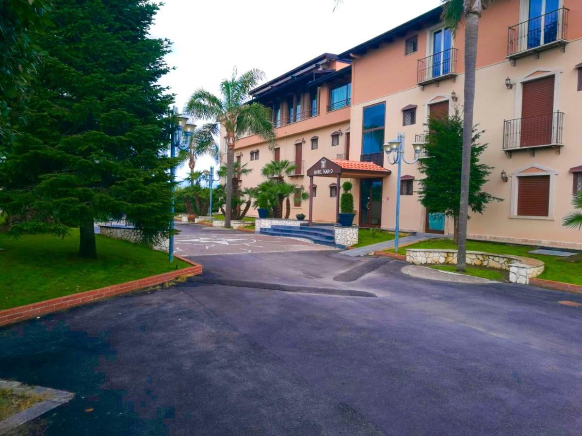 Hotel Tempio Lago Patria Exteriör bild