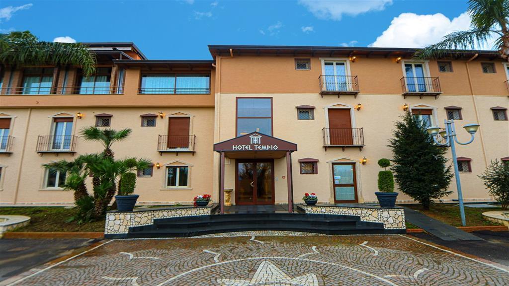 Hotel Tempio Lago Patria Exteriör bild